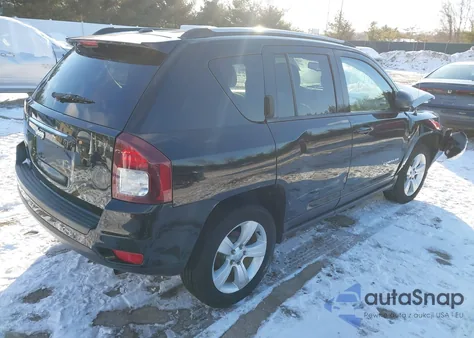 2016 Jeep Compass Sport z USA, uszkodzony, nr VIN 1C4NJDBB3GD549638